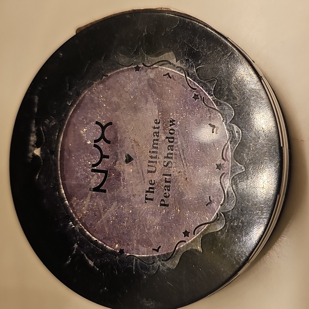 Shadows - Picture 14 of 16